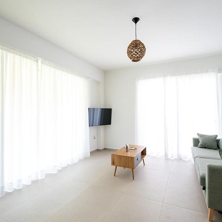 Ennea Suites-Earth Suite Flámbouras Buitenkant foto